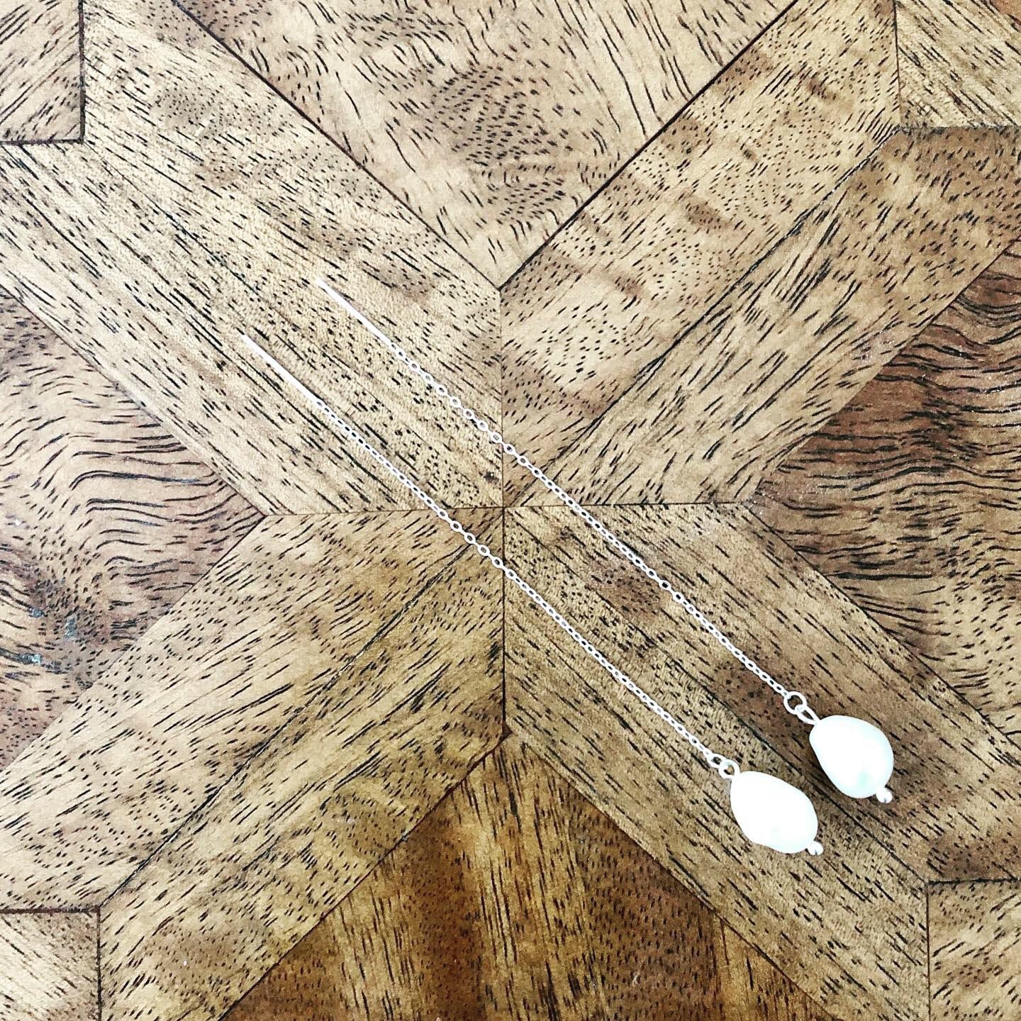 Simple Baroque Threads