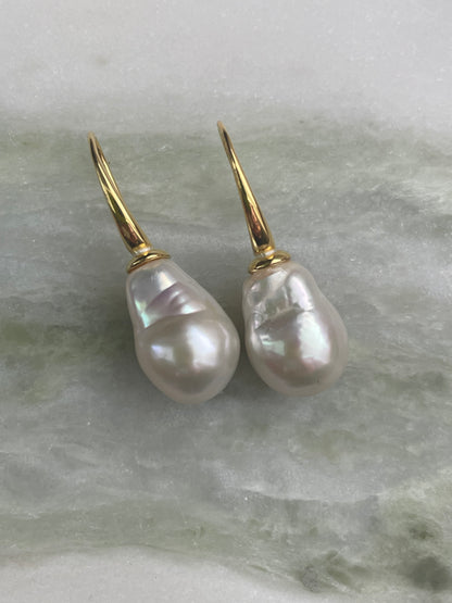 Fancy Edison Hooks