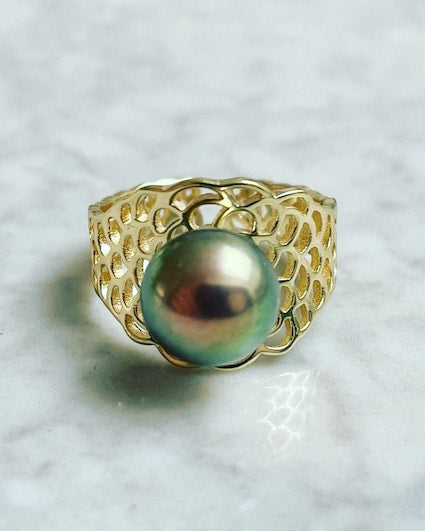 Serpentine Ring