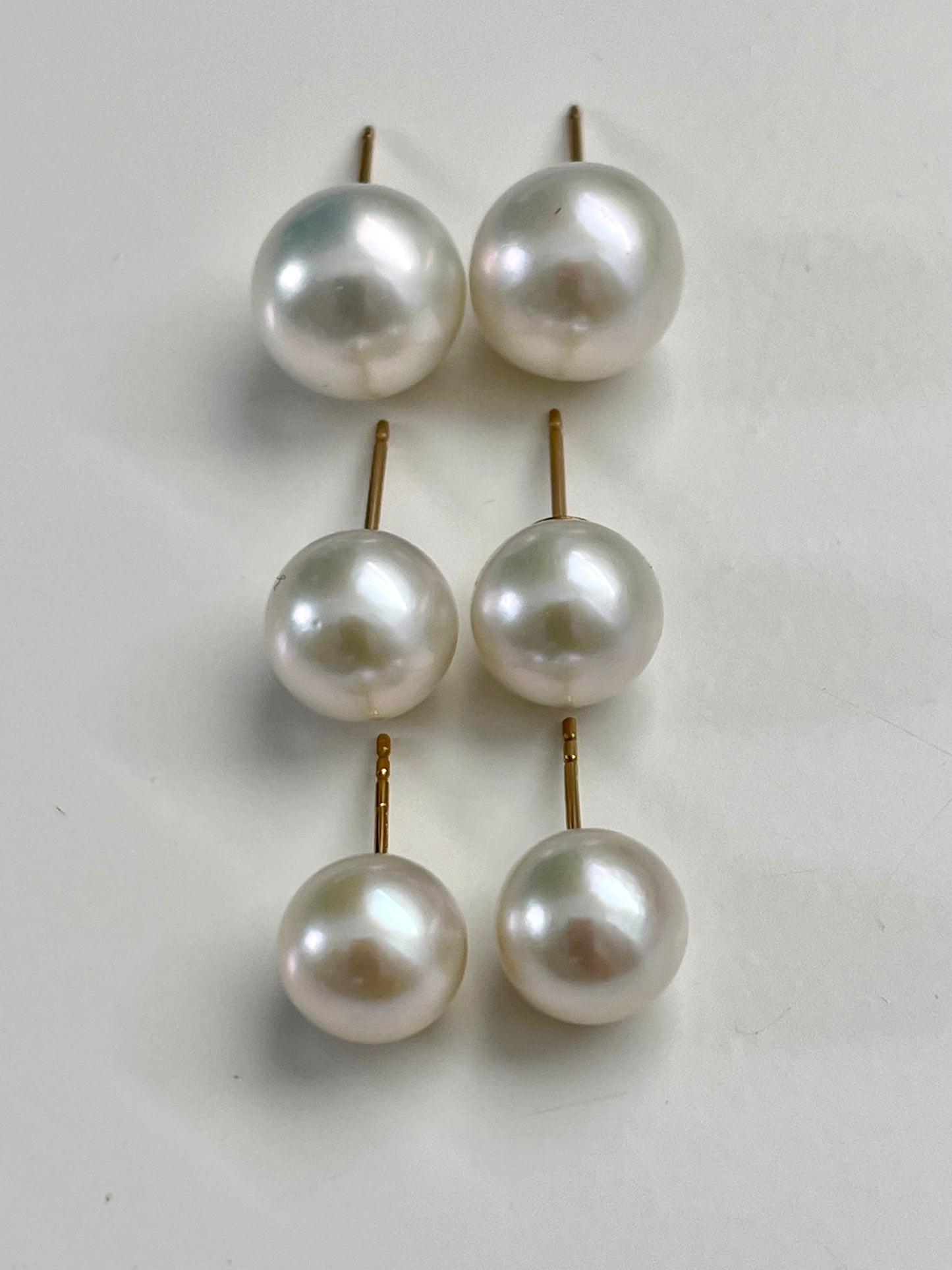 Classic Pearl Studs