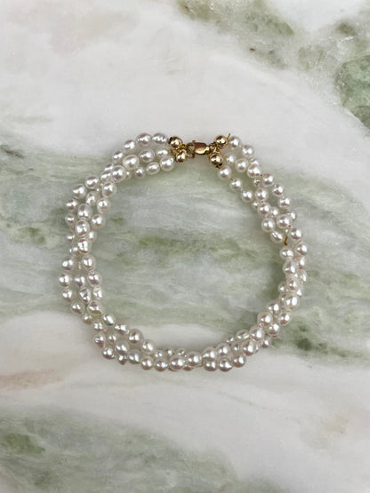 Woven Baby Baroque Bracelet