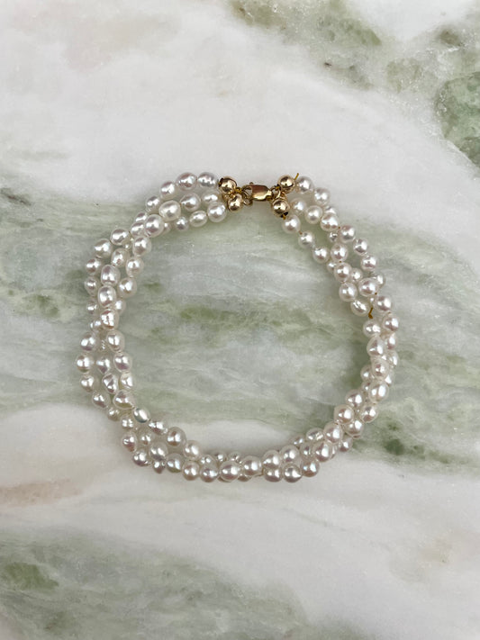 Woven Baby Baroque Bracelet