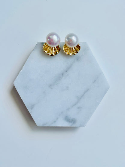 Dainty Shell Studs