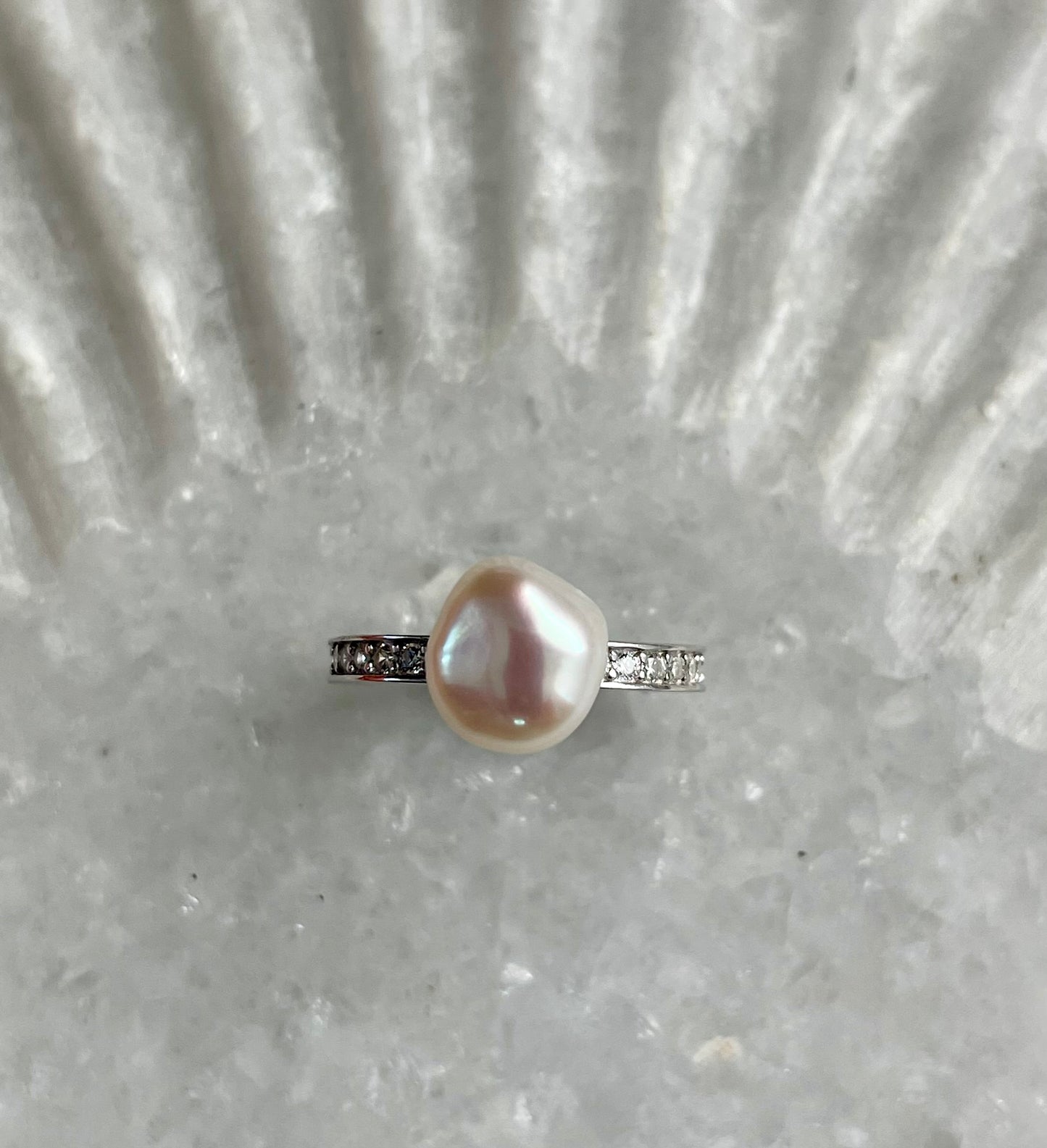Romy Keshi Ring