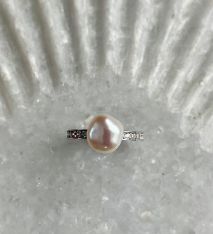 Romy Keshi Ring