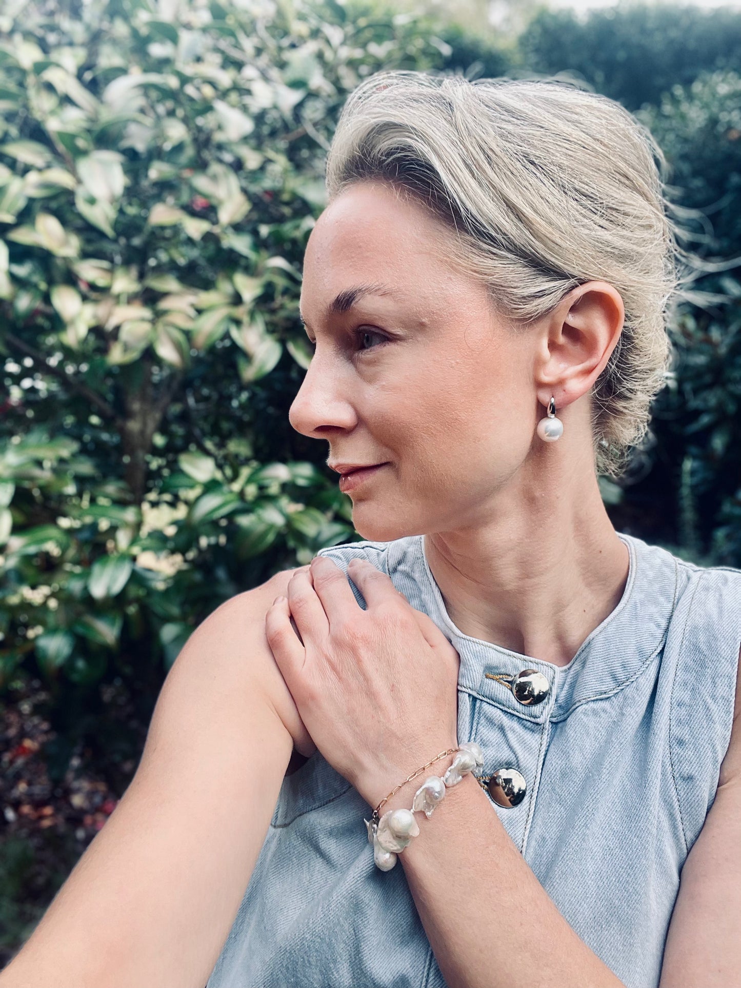 Perla Adornment